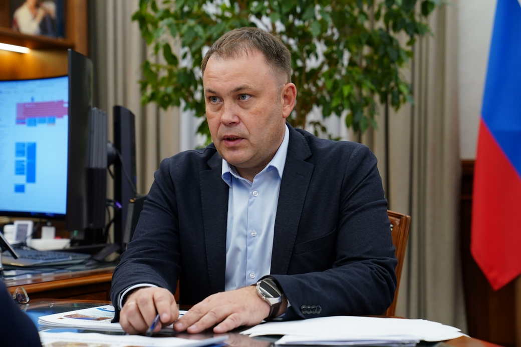 Марат Хуснуллин и Илья Середюк обсудили приоритетные проекты по развитию Кузбасса Марат Хуснуллин и Илья Середюк обсудили приоритетные проекты по развитию Кузбасса