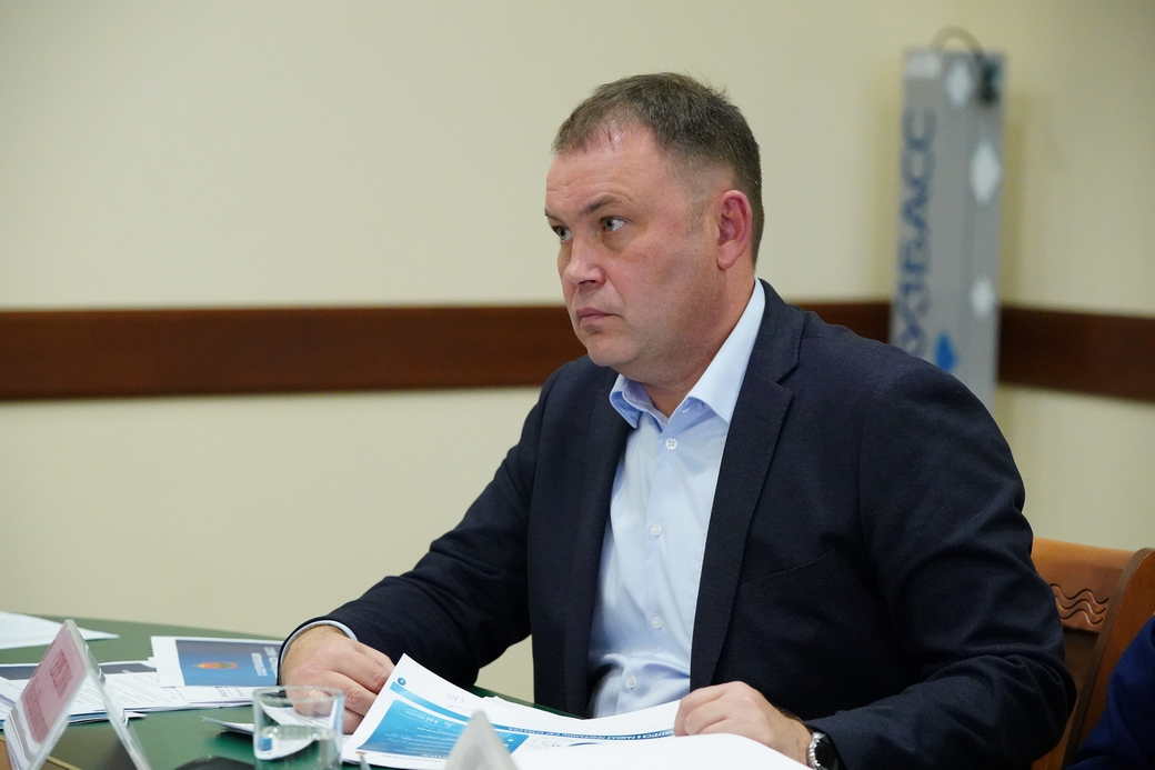 Марат Хуснуллин и Илья Середюк обсудили приоритетные проекты по развитию Кузбасса Марат Хуснуллин и Илья Середюк обсудили приоритетные проекты по развитию Кузбасса