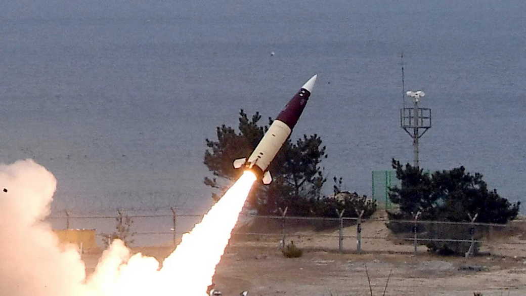 СМИ сравнили российскую ракету «Искандер» с американской ATACMS