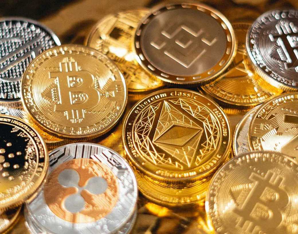 Криптотрейдеры потеряли до 1,7 млрд долларов за сутки при обвале рынка