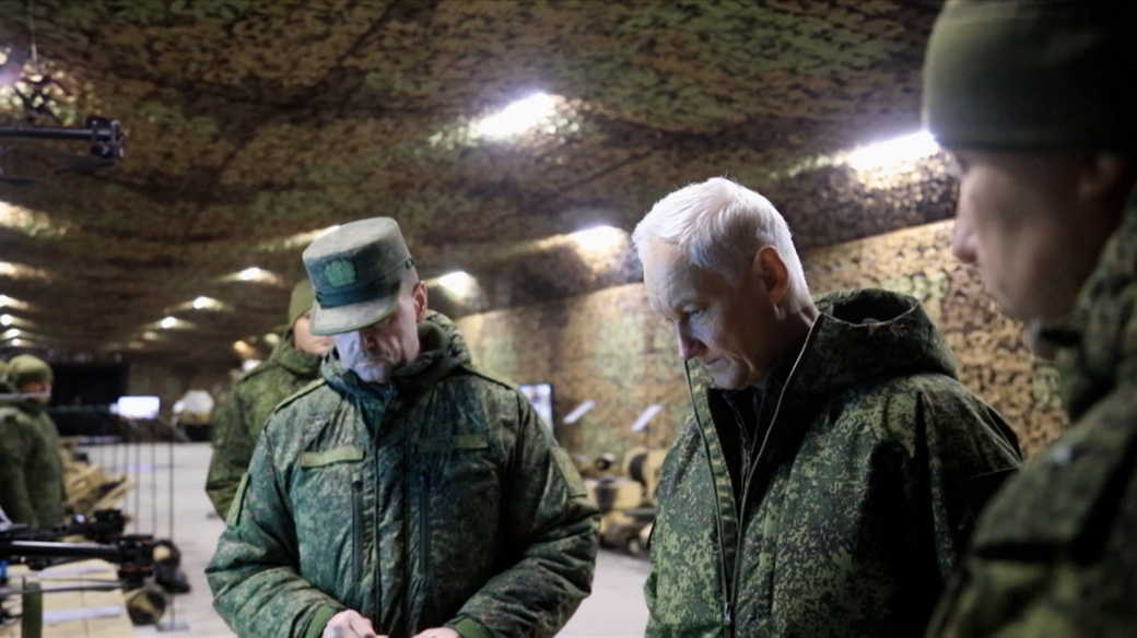 Белоусов проинспектировал группировку войск «Восток» в зоне СВО