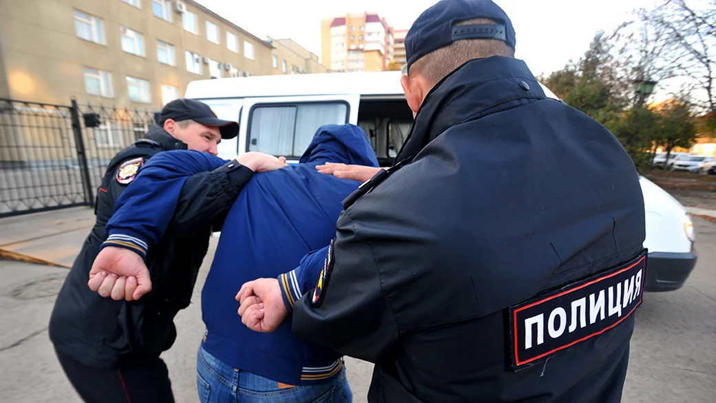 В Мурманске задержали избивавшего случайных прохожих подростка