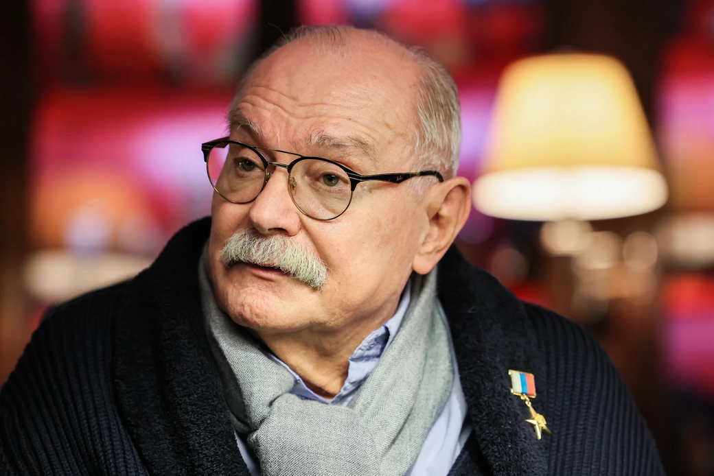 Михалков назвал преступлением использование дипфейков в кино