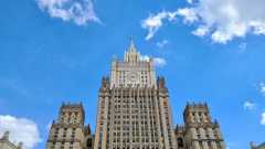 Сотрудницу МИД РФ сутки продержали в приграничной зоне аэропорта во Франции