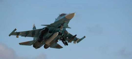 Экипаж Су-34 ВКС России нанес удар по ВСУ в Курской области Экипаж Су-34 ВКС России нанес удар по ВСУ в Курской области