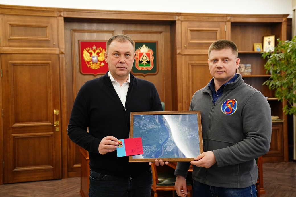 Илья Середюк: школе №4 в Мысках будет присвоено имя космонавта Александра Гребенкина