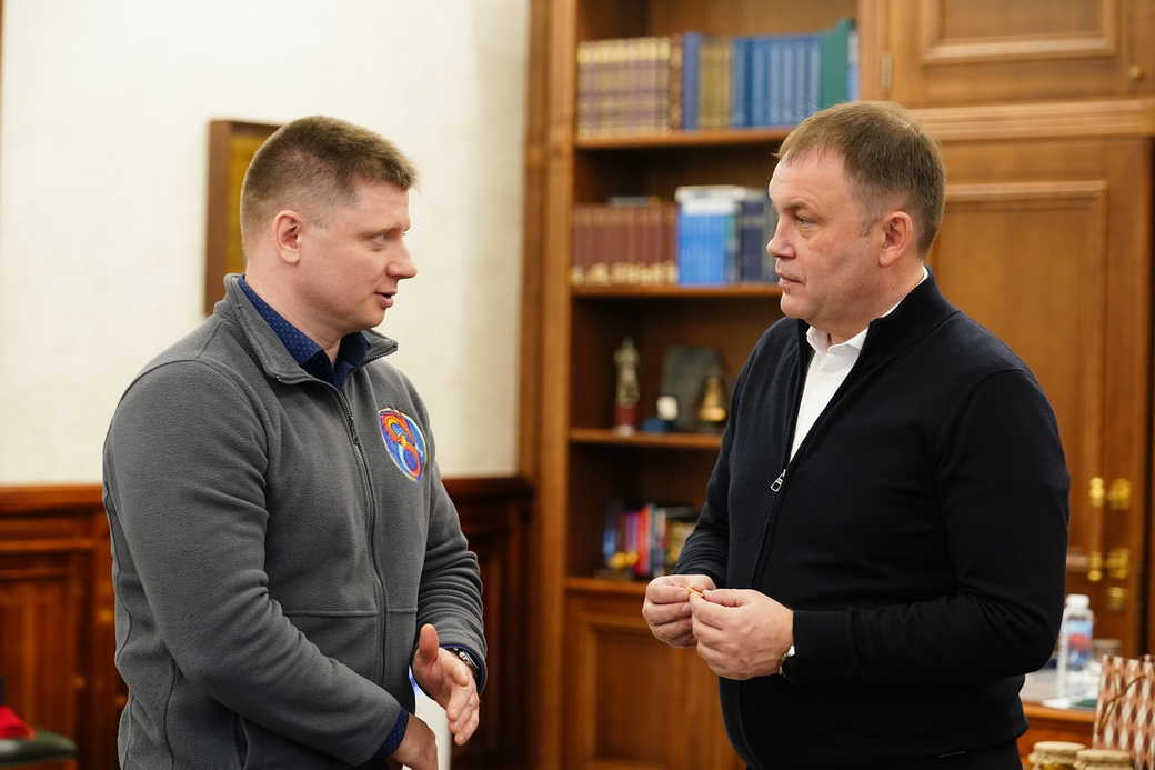 Илья Середюк: школе №4 в Мысках будет присвоено имя космонавта Александра Гребенкина Илья Середюк: школе №4 в Мысках будет присвоено имя космонавта Александра Гребенкина