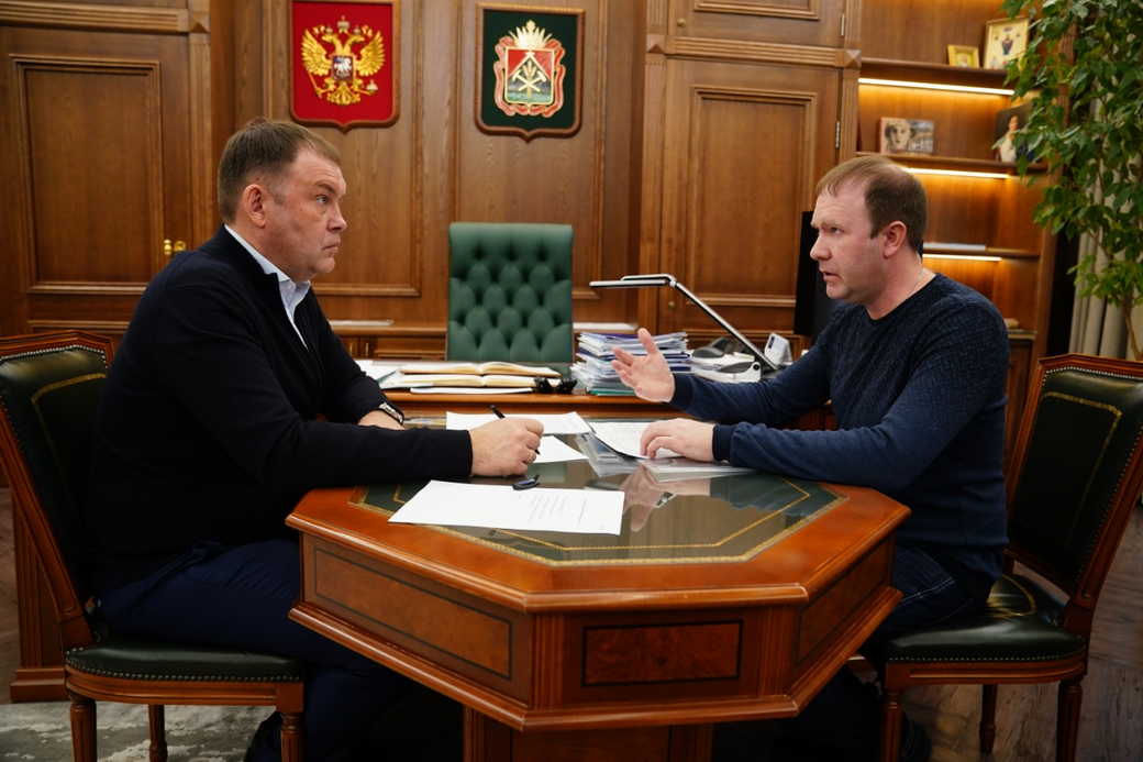 Губернатор Кузбасса Илья Середюк провел встречу с мэром города Кемерово Дмитрием Анисимовым