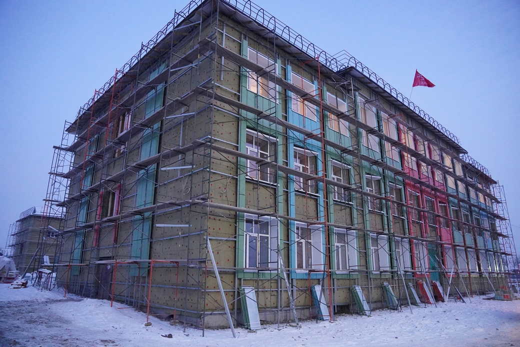 Капитальный ремонт школы №30 в Белове завершится до конца 2025 года