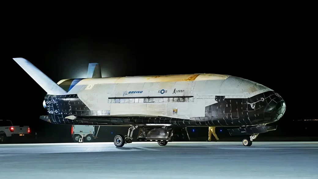 Секретный космоплан США вернулся на Землю: что известно о его миссии