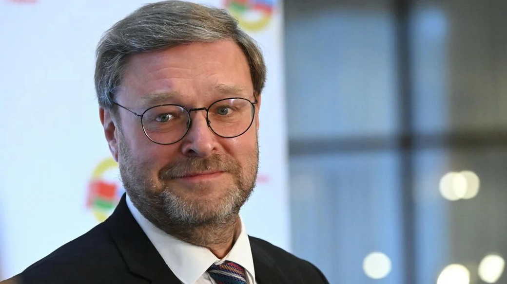 Любые договоренности по Украине будут на условиях Москвы, заявил Косачев