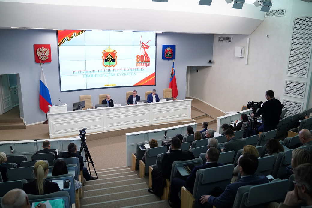 Илья Середюк: для Кузбасса сейчас особенно актуальна диверсификация экономики Илья Середюк: для Кузбасса сейчас особенно актуальна диверсификация экономики