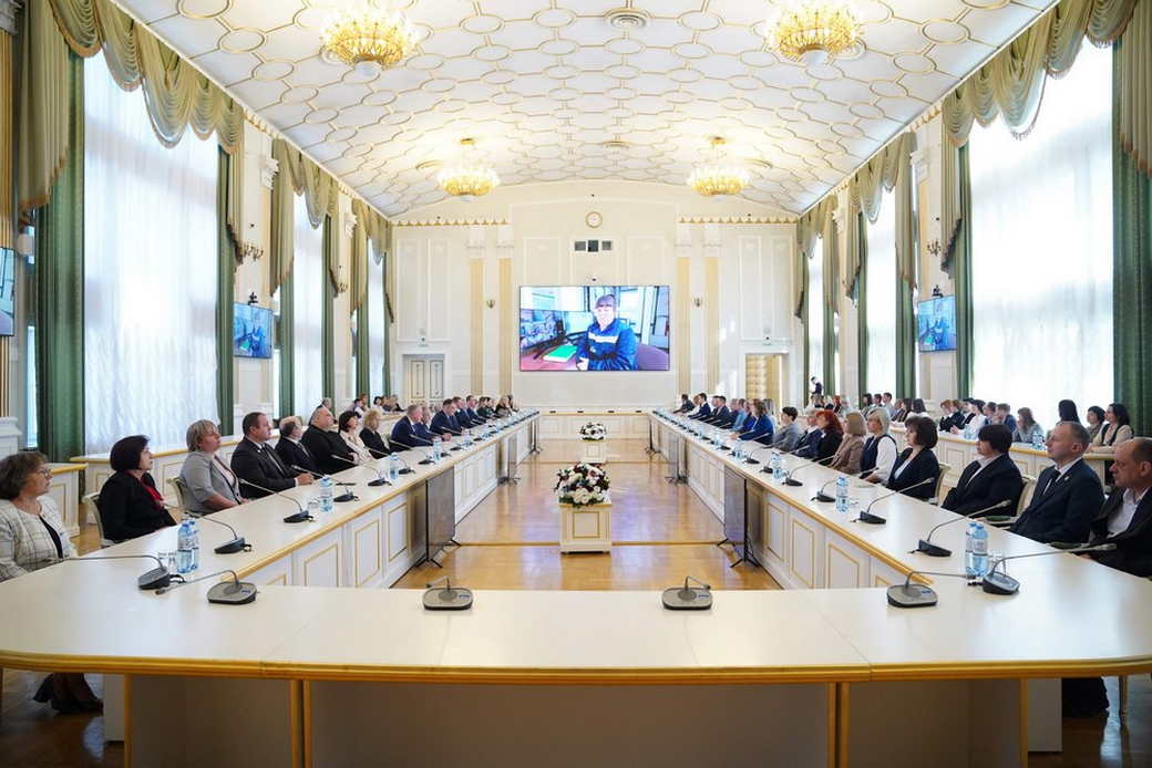 В преддверии профессионального праздника в Кузбассе наградили работников жилищно-коммунального хозяйства