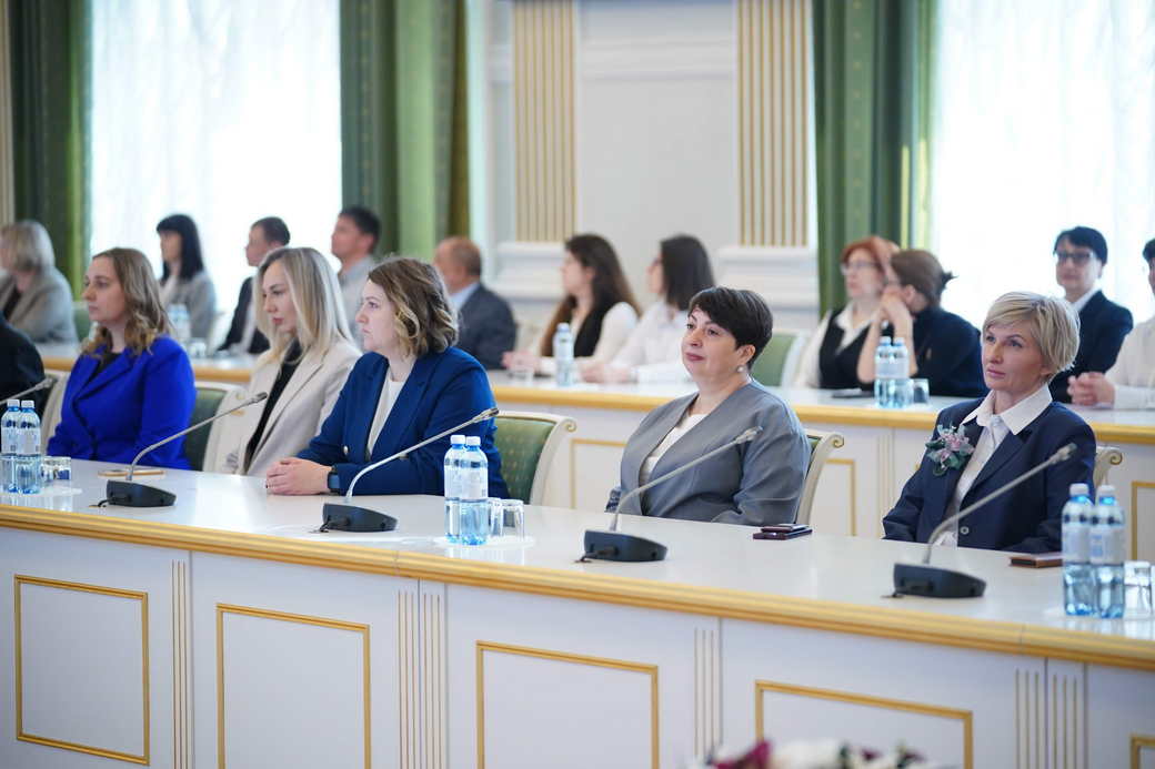 В преддверии профессионального праздника в Кузбассе наградили работников жилищно-коммунального хозяйства