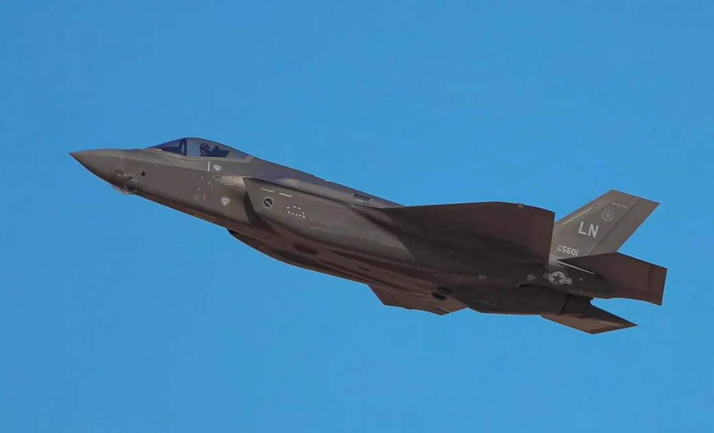 Newsweek: Европа создает истребитель из-за неуверенности в поставках F-35 из США
