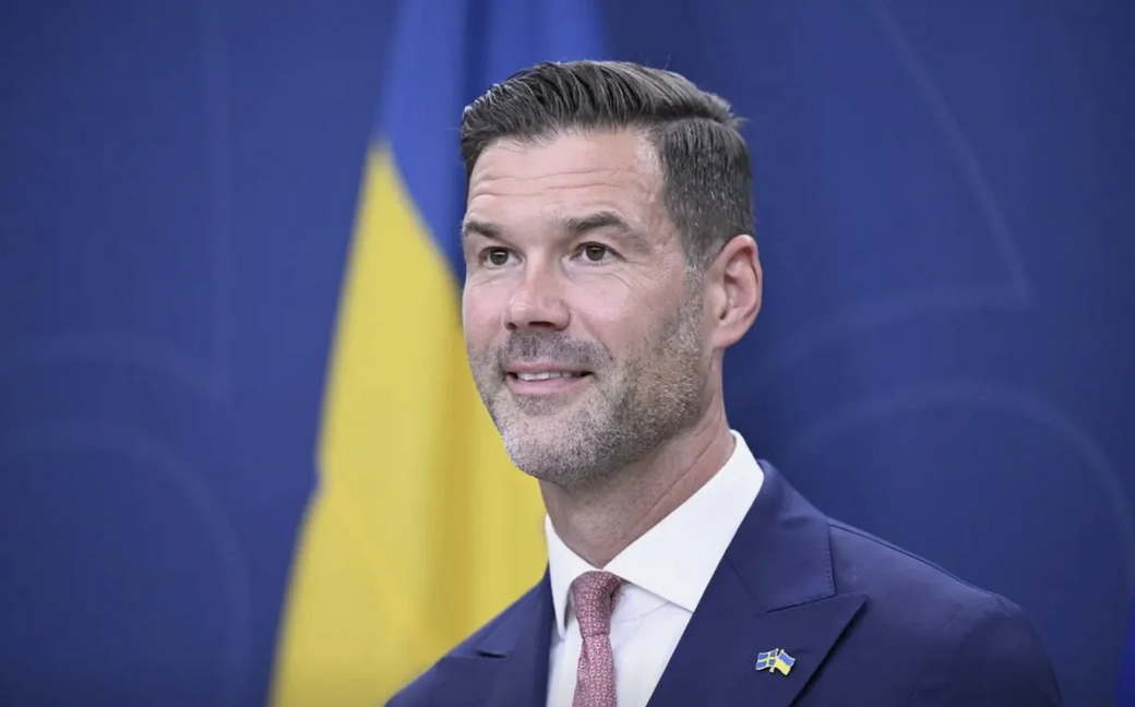 Все равны, кроме русских: почему шведский министр выступил против Дня Победы