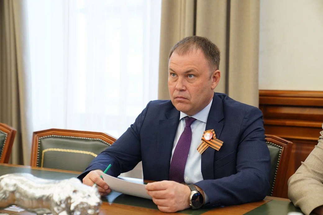 Губернатор Кузбасса Илья Середюк провел рабочую встречу с заместителем руководителя Роструда Яном Талбацким