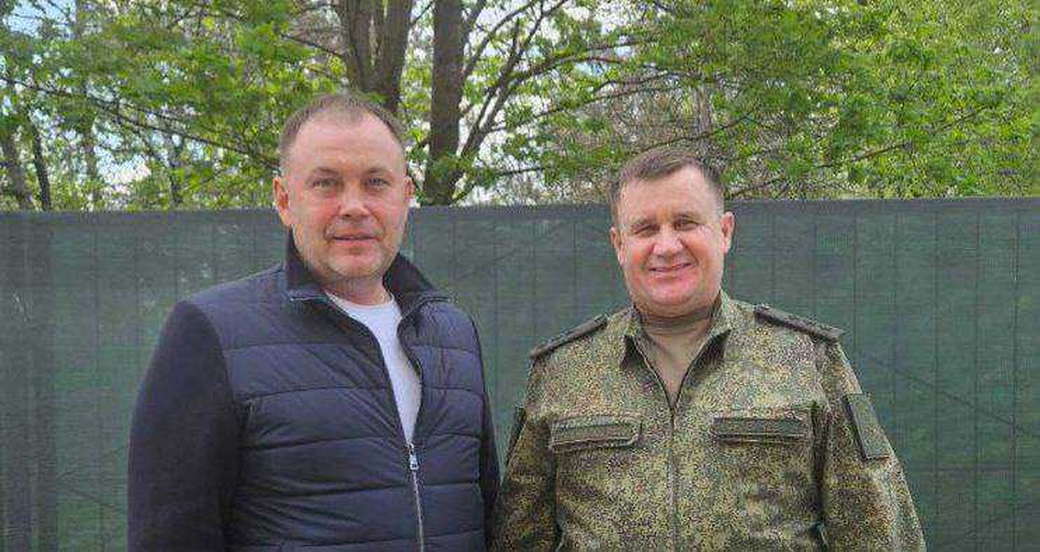 Губернатор Илья Середюк поздравил Андрея Мордвичева с назначением главнокомандующим Сухопутными войсками Вооруженных сил РФ Губернатор Илья Середюк поздравил Андрея Мордвичева с назначением главнокомандующим Сухопутными войсками Вооруженных сил РФ