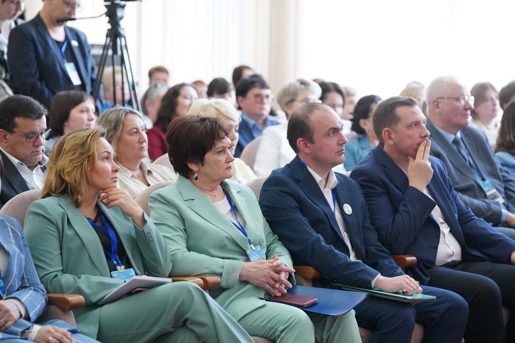 Кузбасс принимает окружное совещание по развитию образования