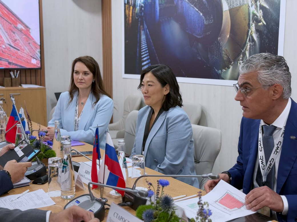Кузбасс и компания РВБ обсудили сотрудничество на площадке Петербургского международного экономического форума Кузбасс и компания РВБ обсудили сотрудничество на площадке Петербургского международного экономического форума