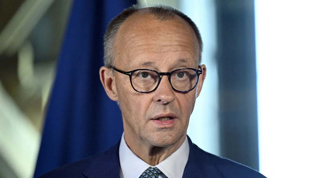 Украина скоро получит дальнобойное оружие, заявил Мерц