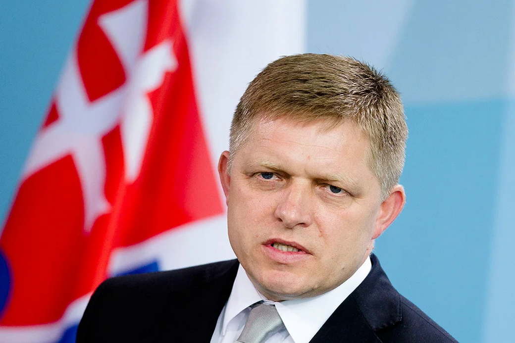 Словакия не будет блокировать новые антироссийские санкции ЕС, заявил Фицо