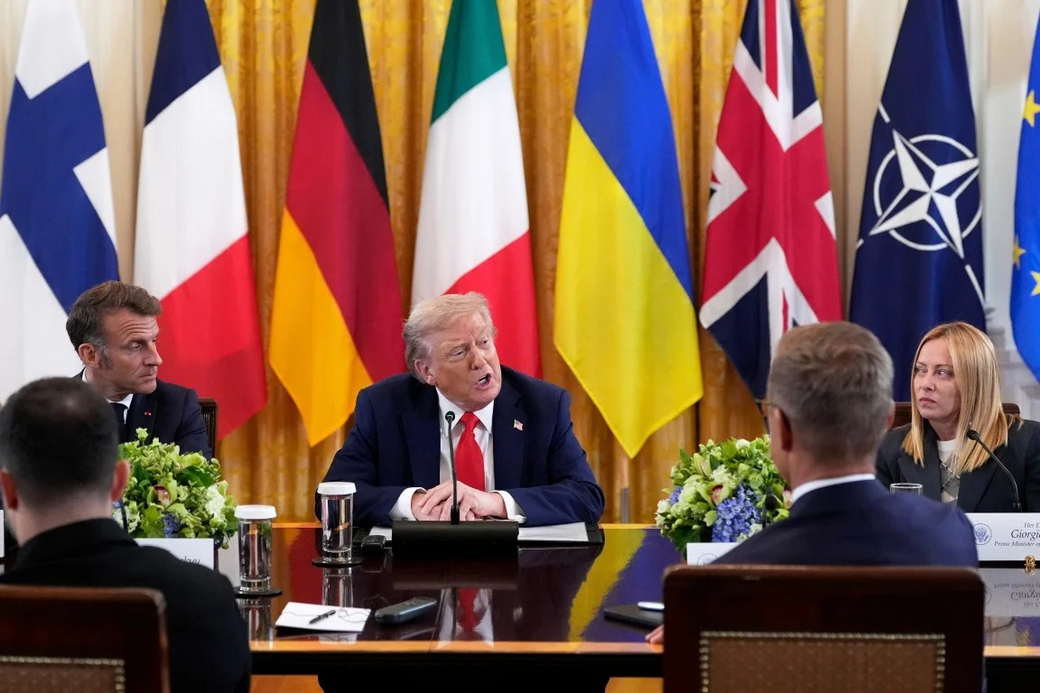Трамп заявил, что обсудил с Зеленским гарантии безопасности Киеву