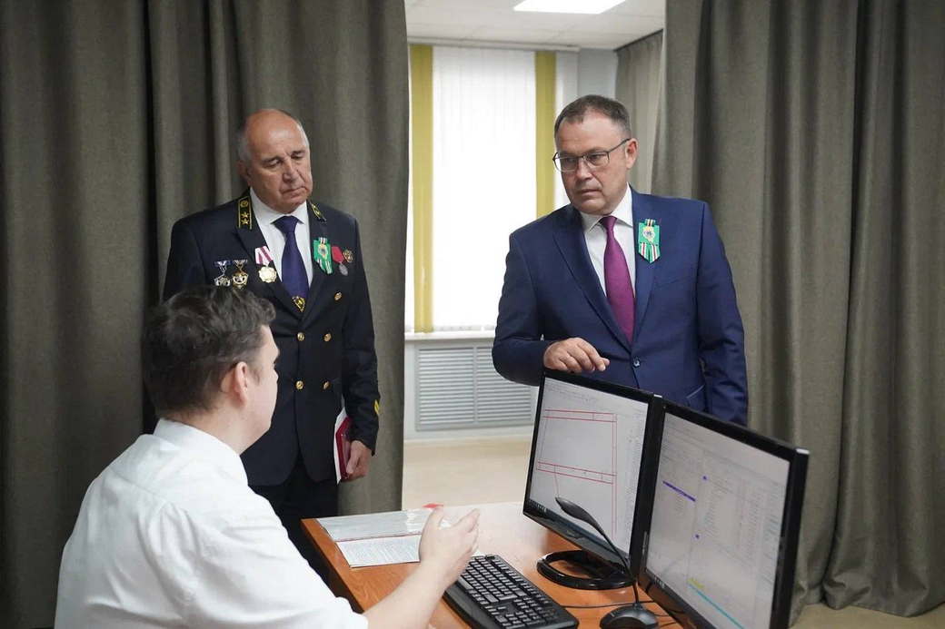 Губернатор Кузбасса поздравил с наступающим профессиональным праздником шахтеров Ленинска-Кузнецкого