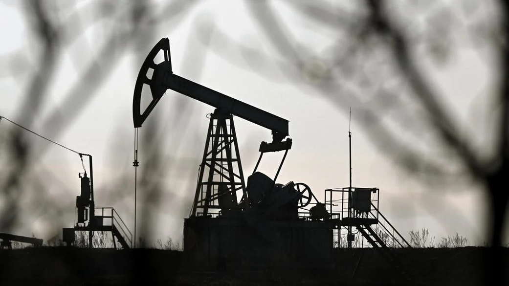 Япония снижает порог цены на импорт нефти из России