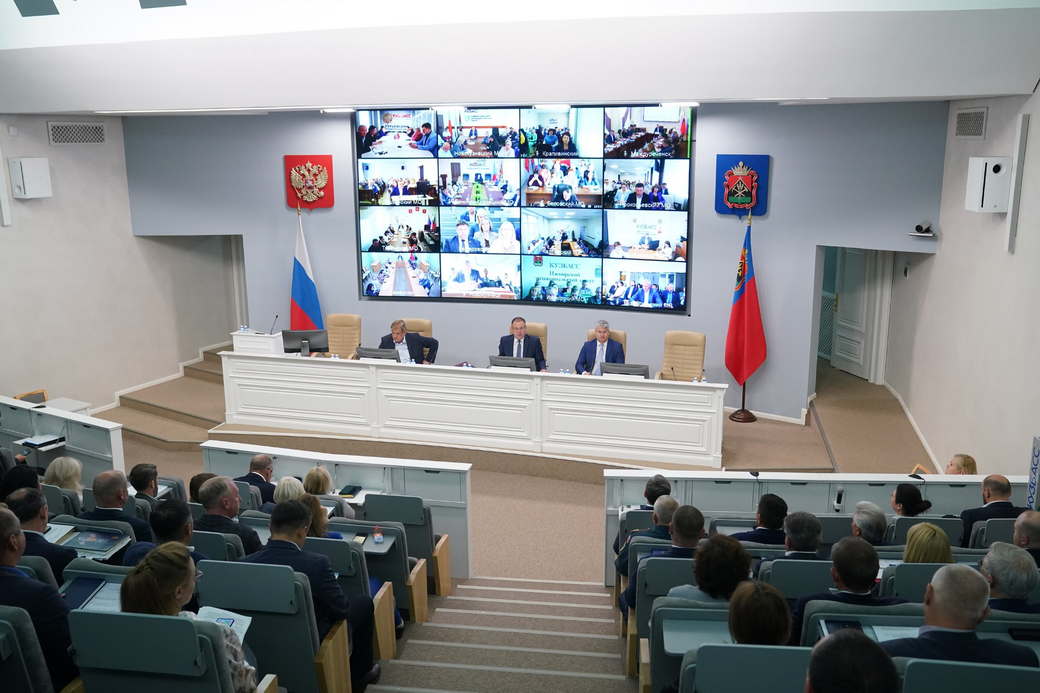 Актуальные вопросы обсудили на аппаратном совещании