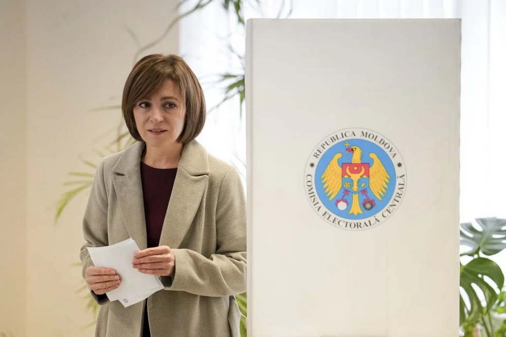 Партия Санду заняла первое место на выборах после подсчета 95% бюллетеней