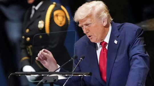 СМИ: Трамп предупредил о последствиях неприсуждения ему Нобелевской премии мира