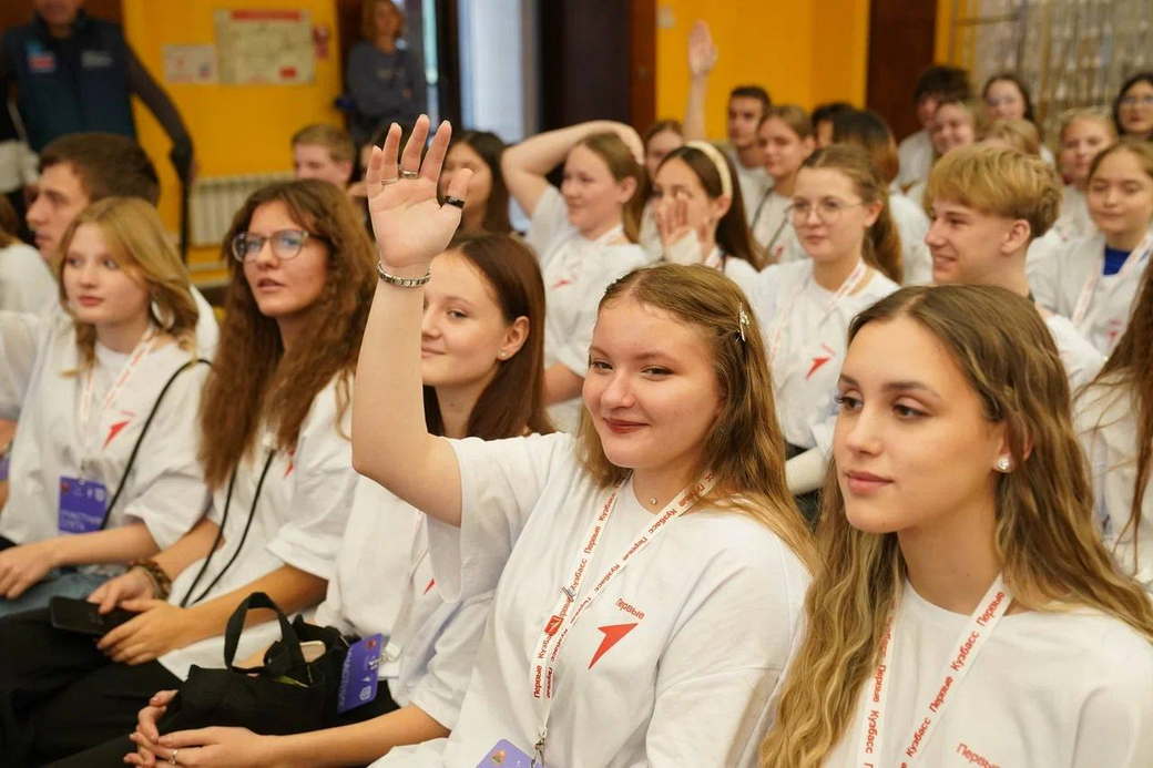 Илья Середюк поддержал инициативы кузбасских отличников Илья Середюк поддержал инициативы кузбасских отличников