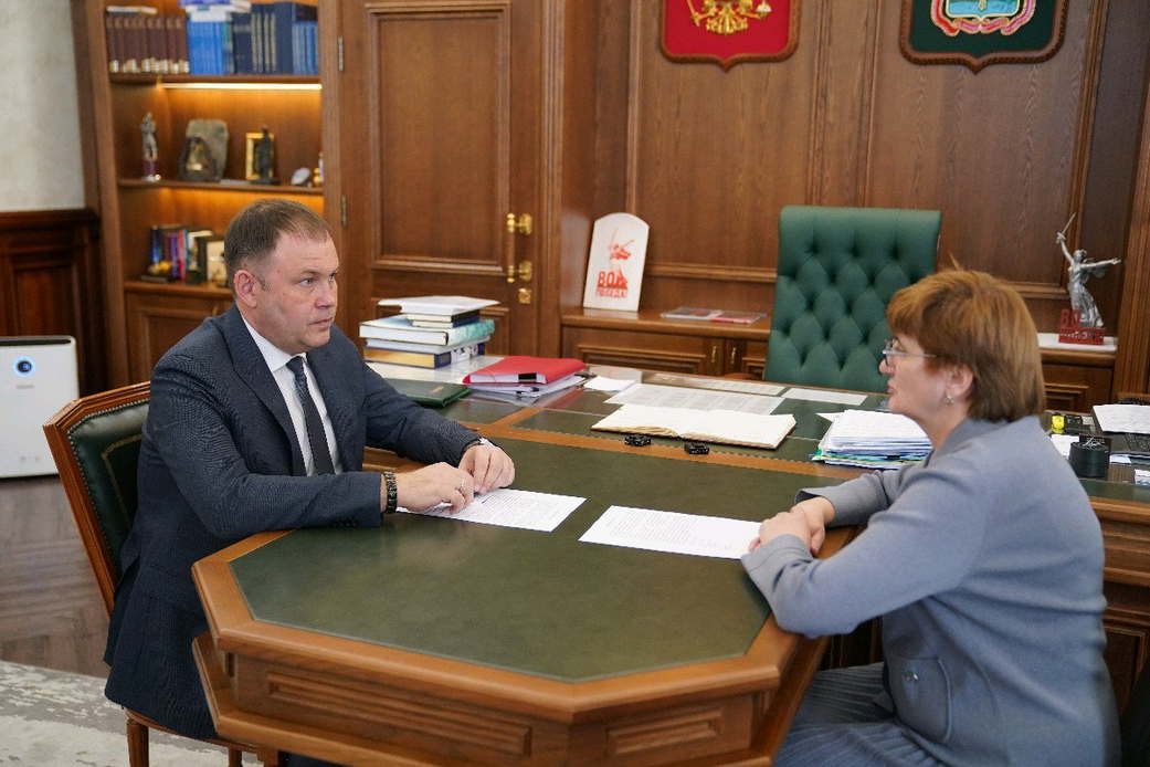 Губернатор Илья Середюк назначил Елену Зеленину директором Кузбасского медколледжа