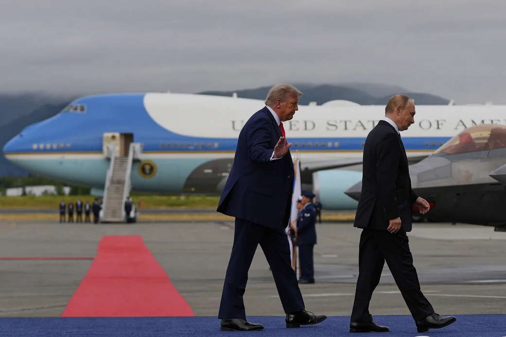 «Мы — вежливые люди». Лавров раскрыл детали срыва саммита Путина и Трампа, после которого писали, что министр впал в немилость
