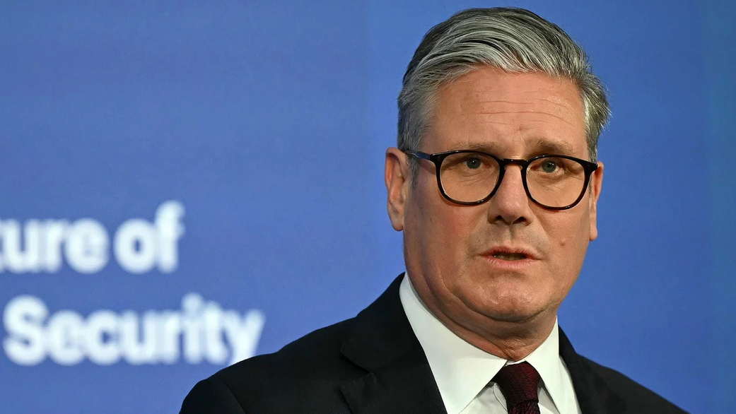 FT узнала о попытке советника Стармера наладить канал связи с Россией