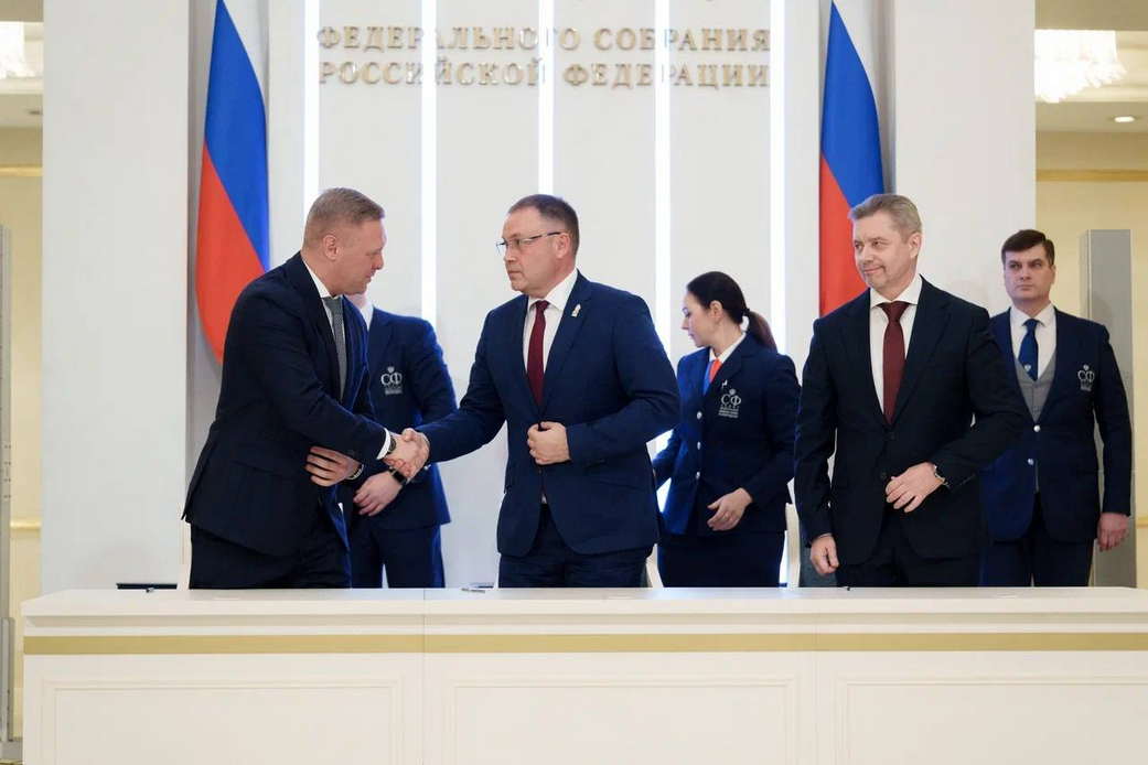 Кузбасс заключил с Ростехом и фондом «Защитники Отечества» соглашение о создании реабилитационного центра для ветеранов СВО Кузбасс заключил с Ростехом и фондом «Защитники Отечества» соглашение о создании реабилитационного центра для ветеранов СВО