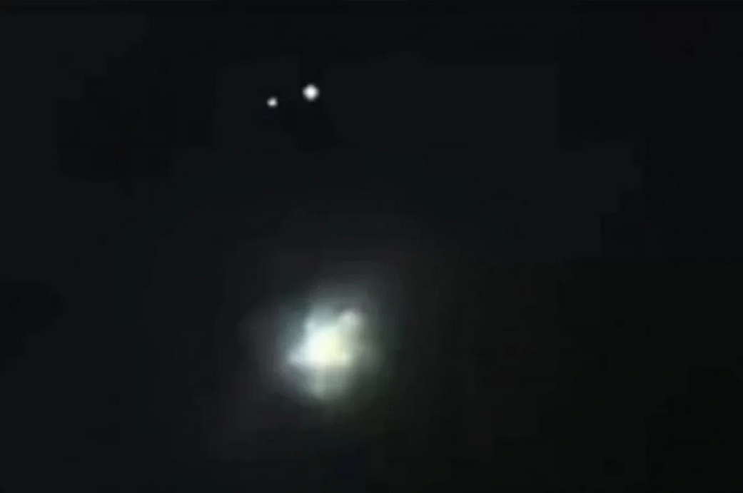 Ученые на новых снимках обнаружили вокруг 3I/ATLAS 5 физических структур