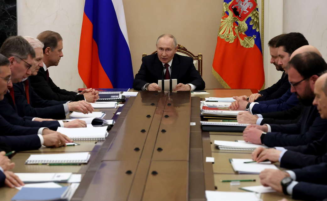 Владимир Путин провёл совещание по развитию отечественной интегральной электроники