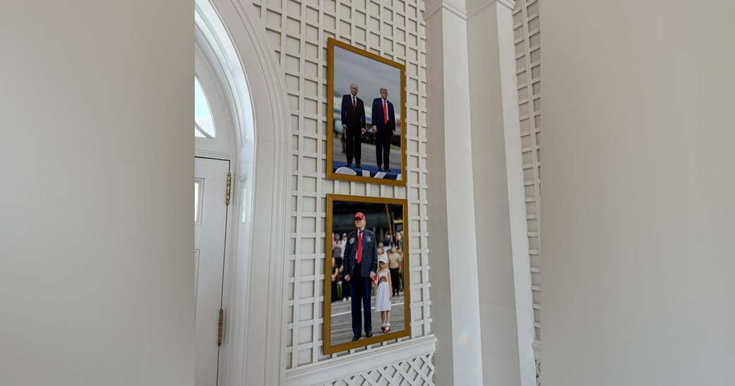 Трамп разместил в Белом доме фото с Путиным