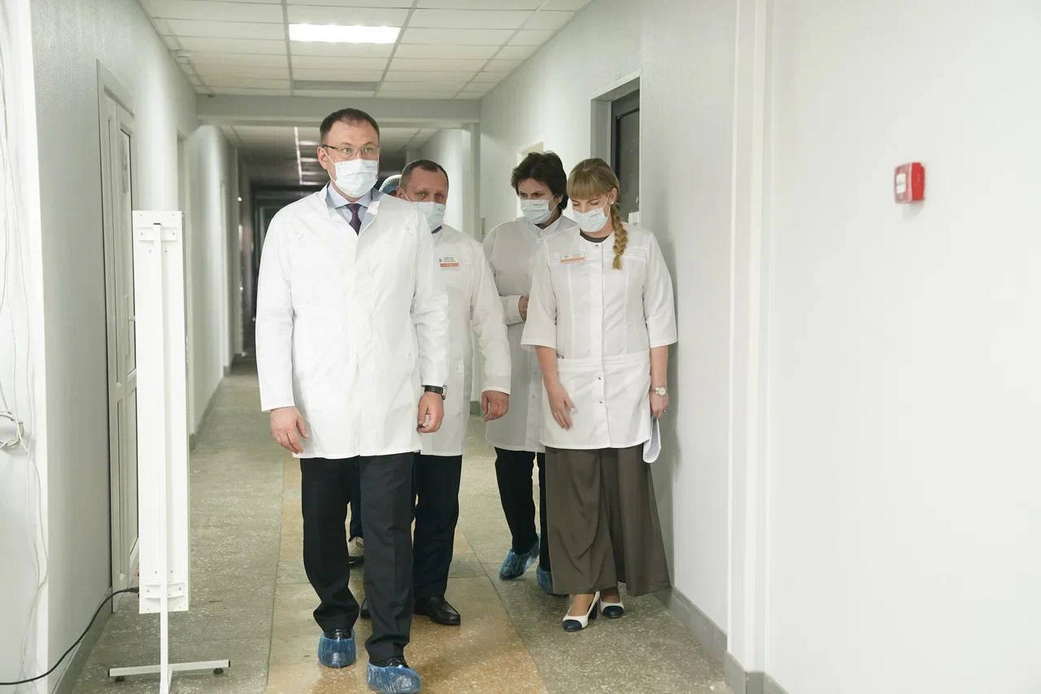 Илья Середюк проверил организацию лечения подопечных психоневрологического интерната в Прокопьевской больнице Илья Середюк проверил организацию лечения подопечных психоневрологического интерната в Прокопьевской больнице