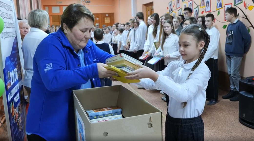 В Кузбассе для детей защитников Отечества проходят благотворительные спектакли В Кузбассе для детей защитников Отечества проходят благотворительные спектакли