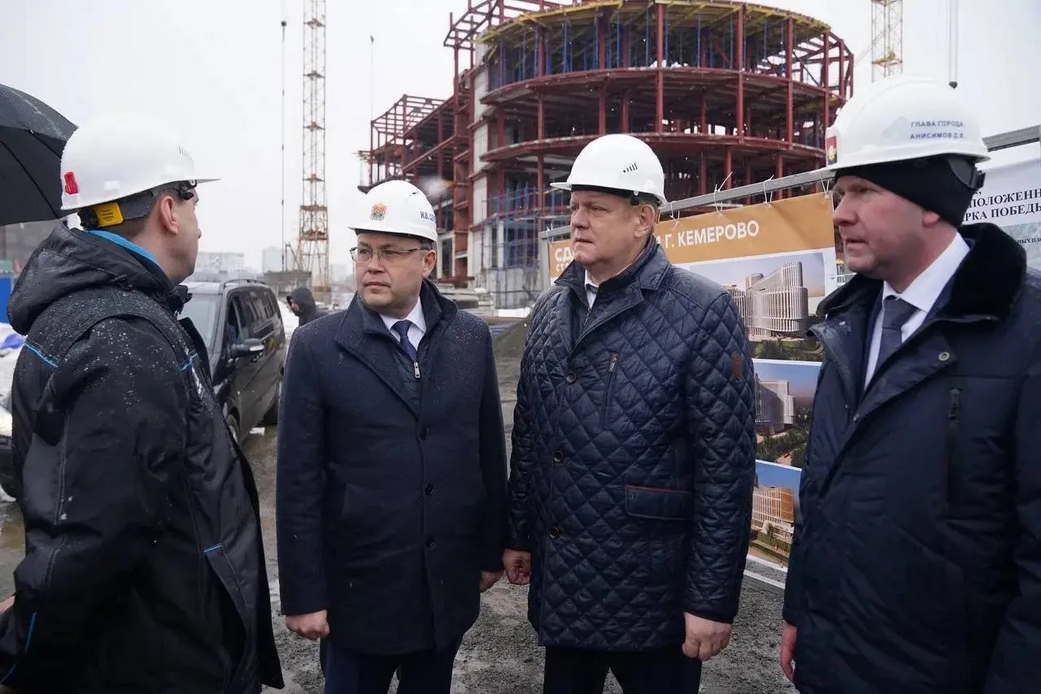 В Кузбасс с рабочим визитом прибыл полномочный представитель Президента РФ в Сибирском федеральном округе Анатолий Серышев В Кузбасс с рабочим визитом прибыл полномочный представитель Президента РФ в Сибирском федеральном округе Анатолий Серышев