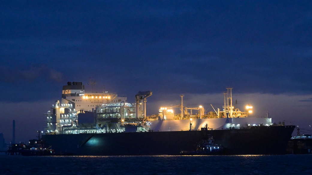 Bloomberg: Запасы иранской нефти в море помогают китайским НПЗ пережить блокаду США Bloomberg: Запасы иранской нефти в море помогают китайским НПЗ пережить блокаду США