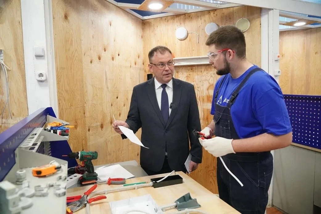 Илья Середюк: победители конкурсов профмастерства смогут пройти стажировки на кузбасских предприятиях Илья Середюк: победители конкурсов профмастерства смогут пройти стажировки на кузбасских предприятиях
