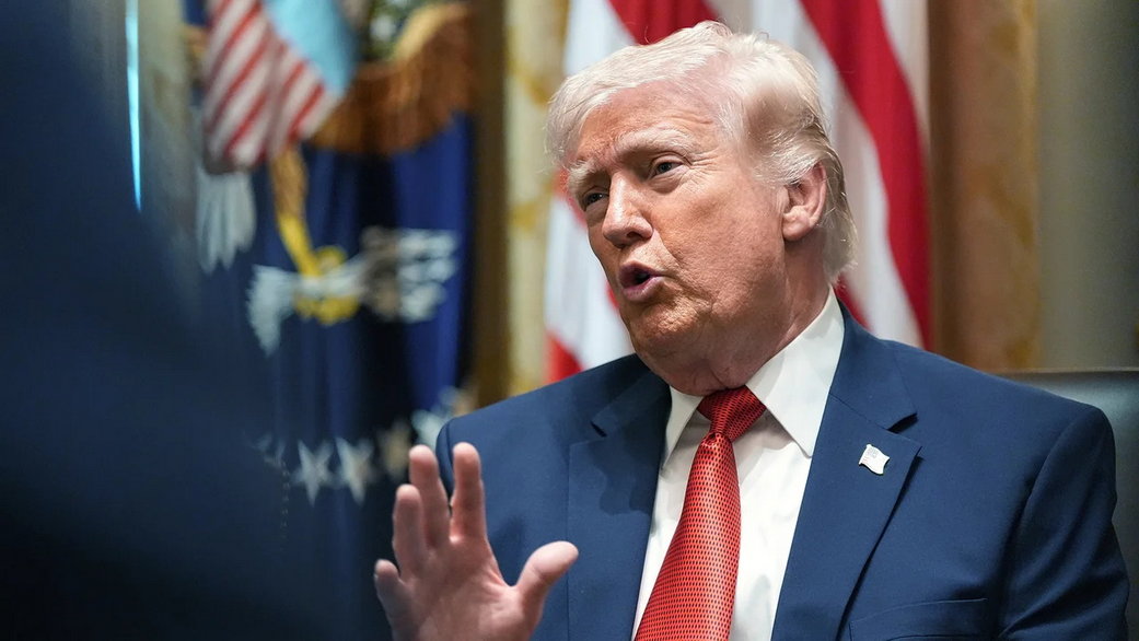 Трамп выступил за трехсторонние переговоры по контролю над вооружениями Трамп выступил за трехсторонние переговоры по контролю над вооружениями