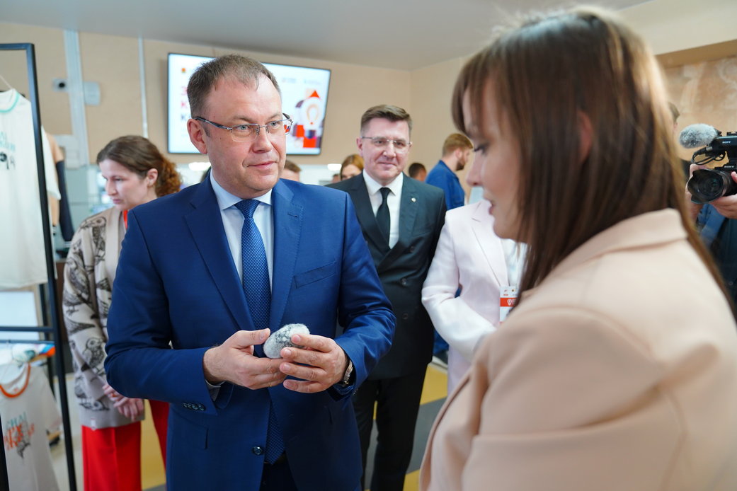 Илья Середюк: форум креативных индустрий поможет превратить продукцию кузбасских мастеров в успешные бренды Илья Середюк: форум креативных индустрий поможет превратить продукцию кузбасских мастеров в успешные бренды