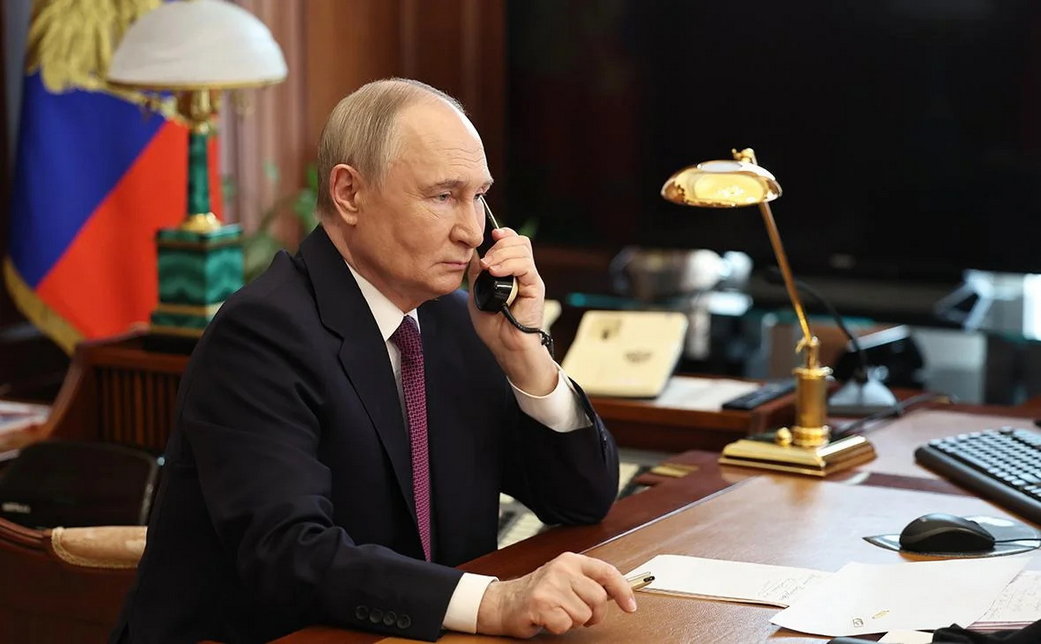 Путин провел телефонный разговор с Алиевым