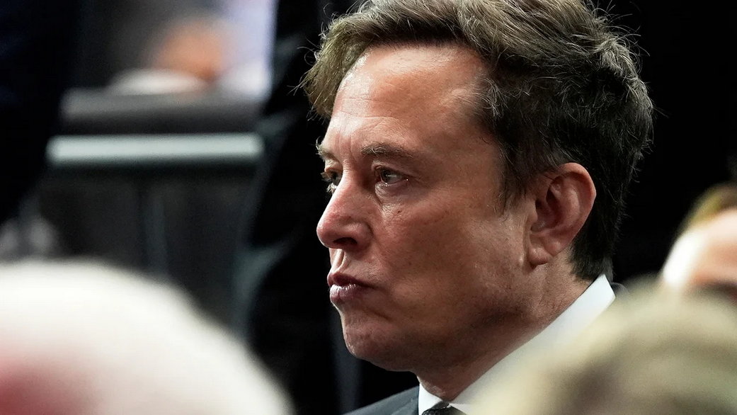 FT узнала, что Маск ответил Федорову по Starlink для атак по РФ