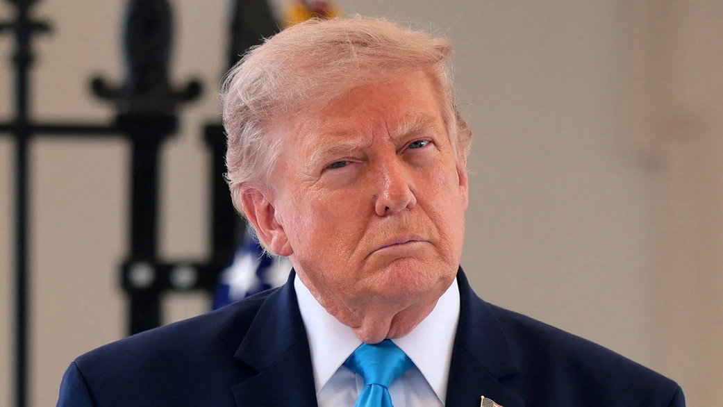 Трамп собрался добывать нефть в Гренландии, несмотря на протесты местных властей